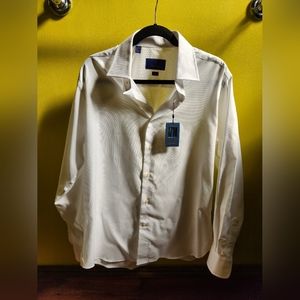 Fancy Men's White Collared Shirt